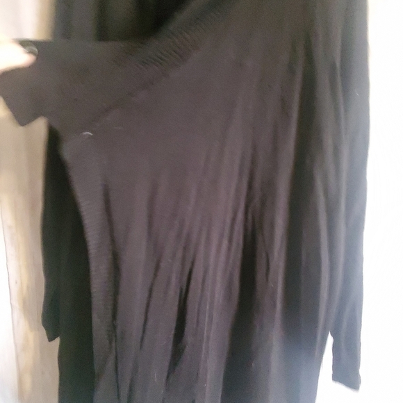 Relativity  open cardigan.  NWT. Black pleated sheet sz 2x. - Picture 2 of 10